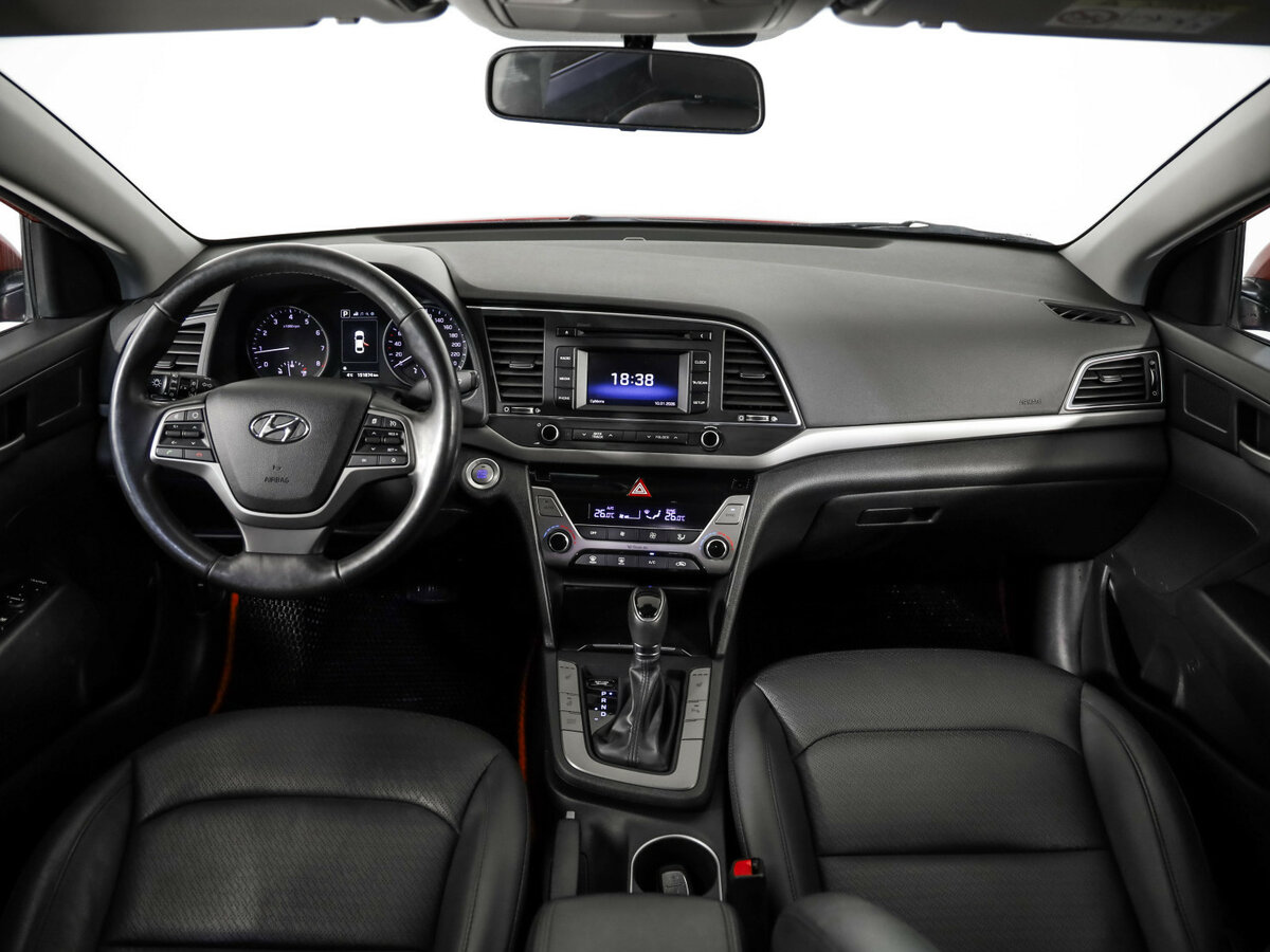 Hyundai Elantra б/у, 2016, Автоматическая. Фото: #4