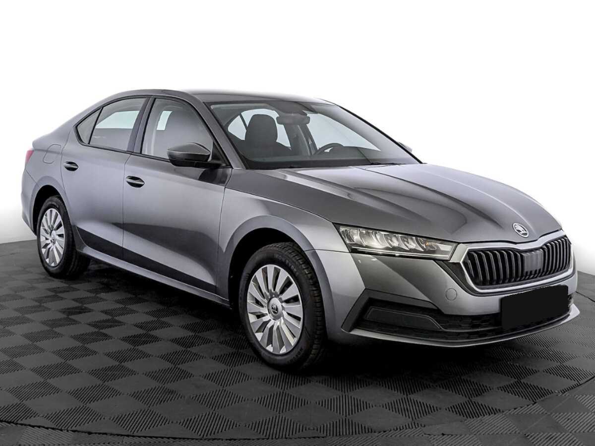 Skoda Octavia б/у, 2021, Автоматическая. Фото: #2