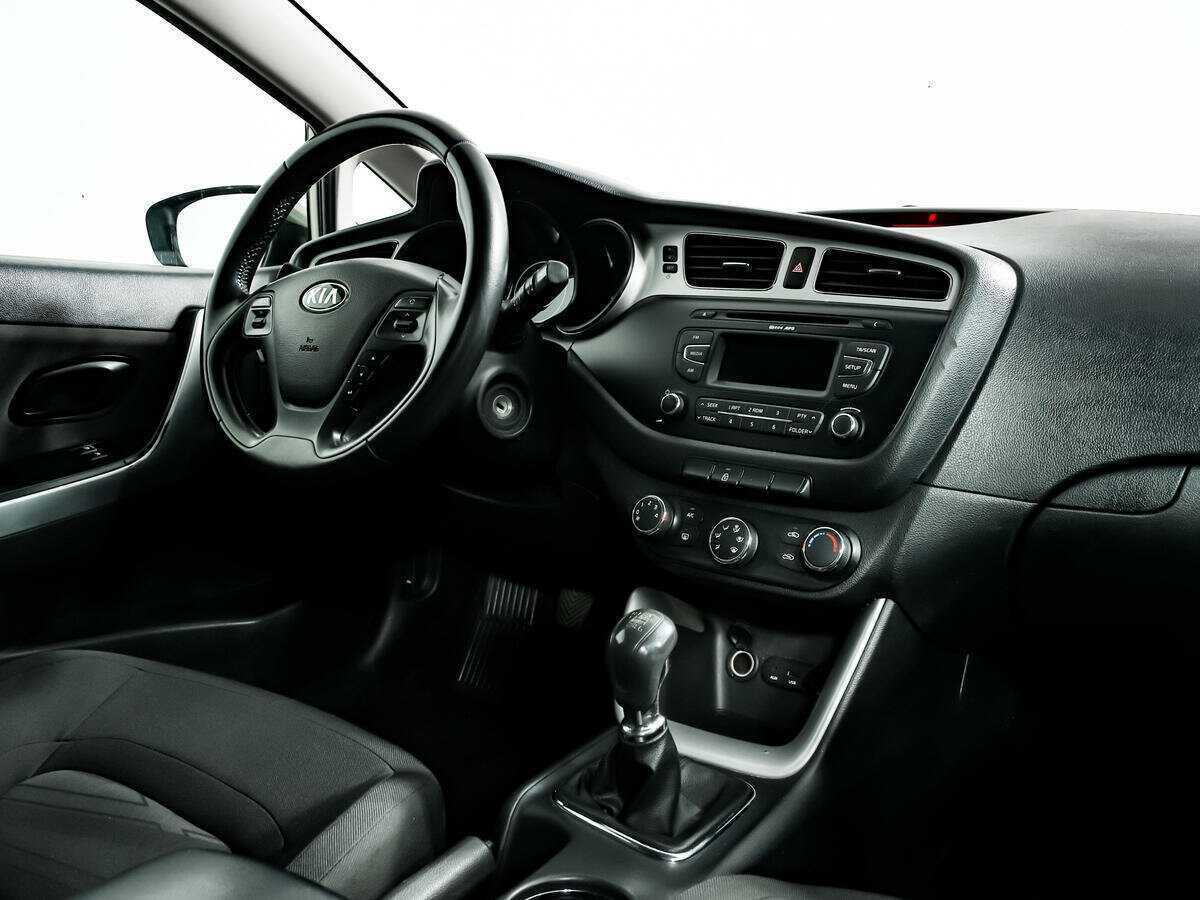 Kia Ceed б/у, 2014, Механическая. Фото: #8