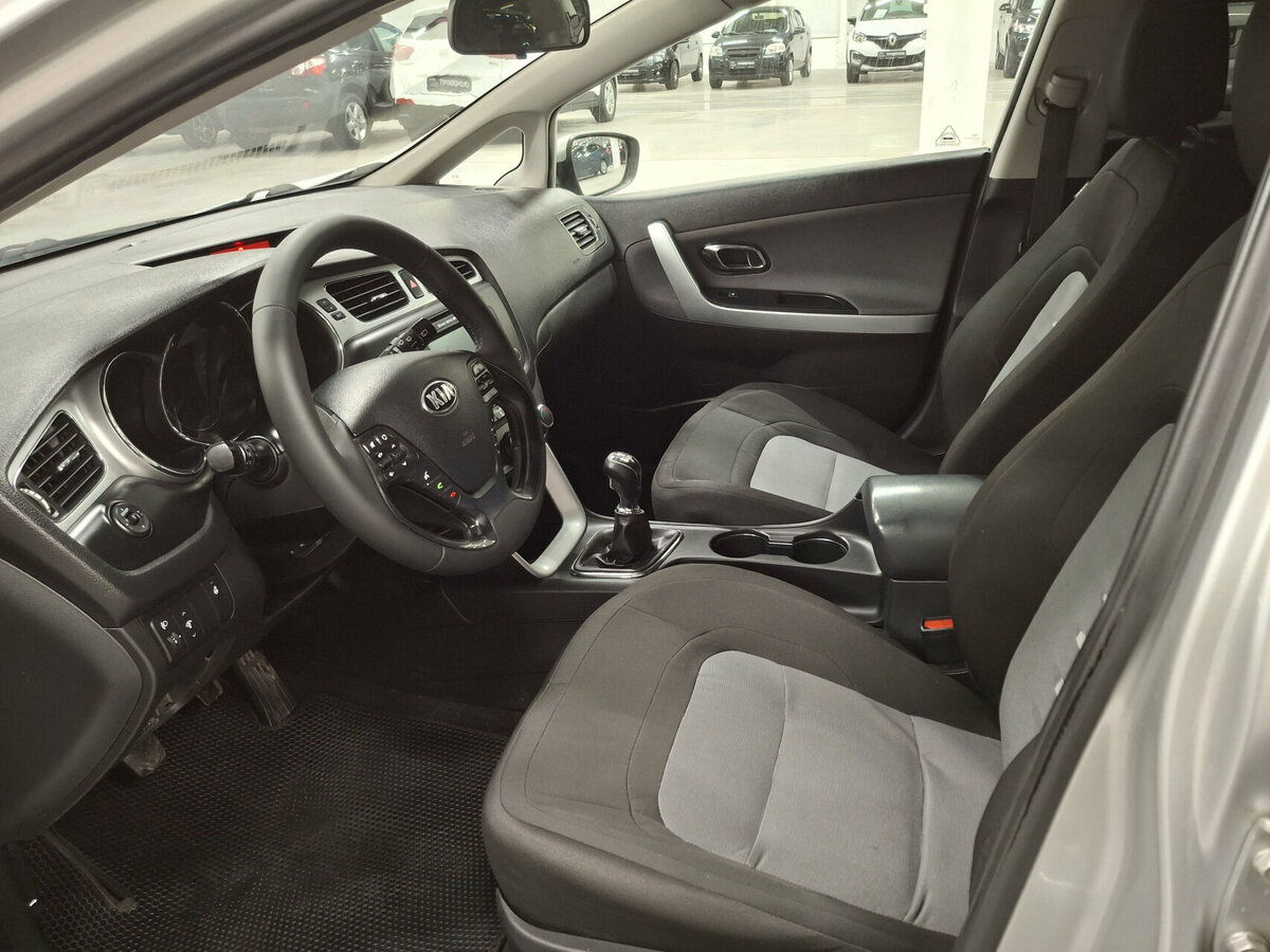 Kia Ceed б/у, 2013, Механическая. Фото: #15