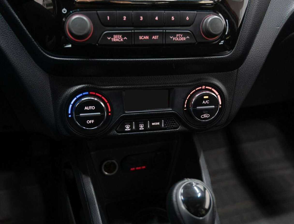 Kia Rio б/у, 2013, Автоматическая. Фото: #16