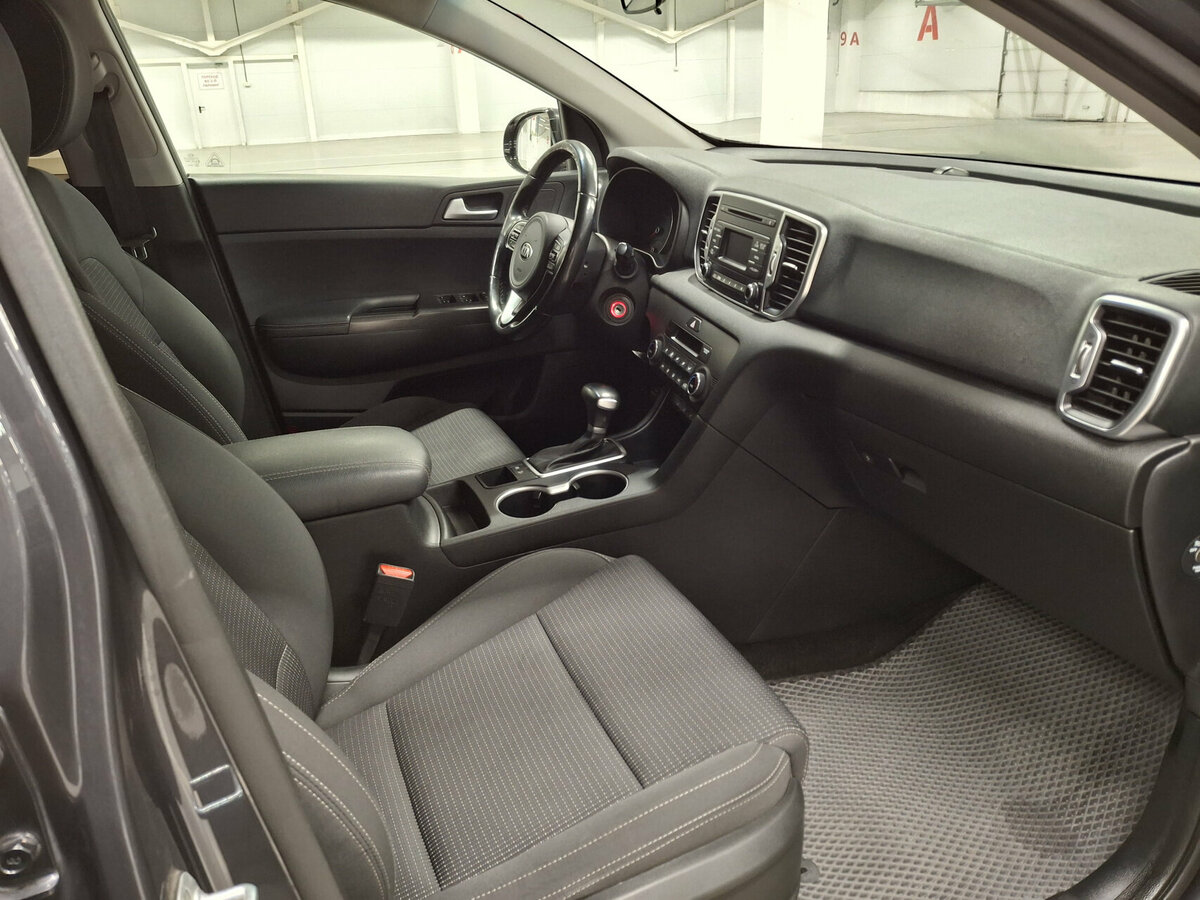 Kia Sportage б/у, 2018, Автоматическая. Фото: #10