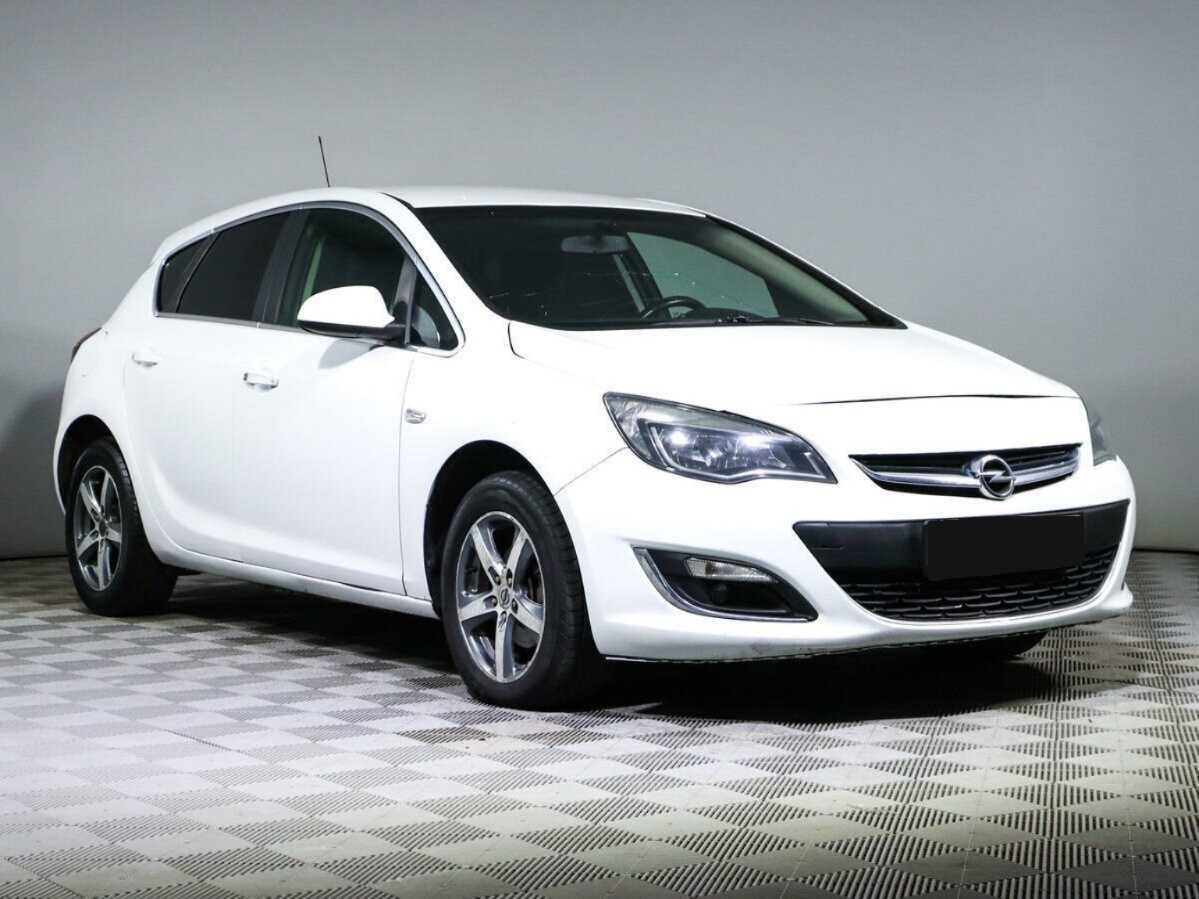 Opel Astra б/у, 2013, Автоматическая. Фото: #2