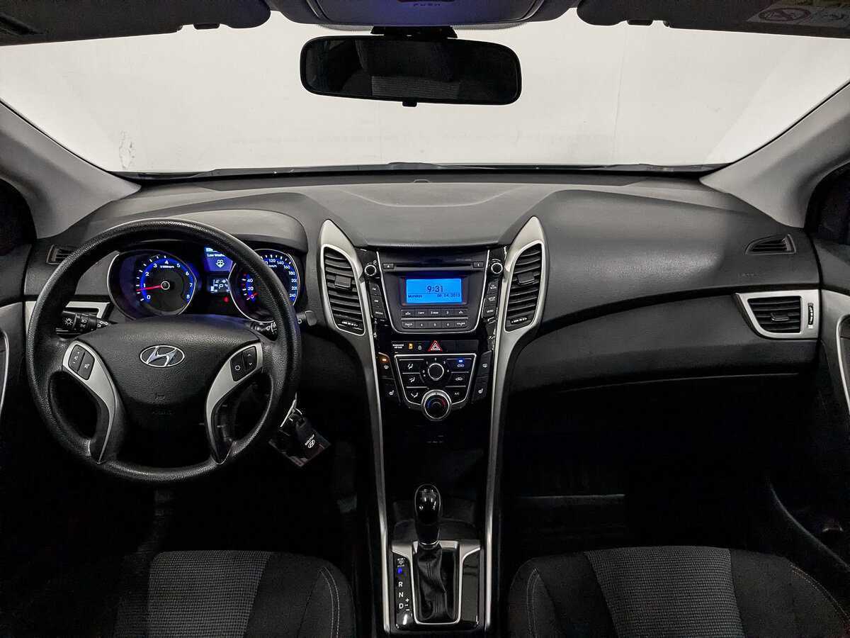 Hyundai i30 б/у, 2015, Автоматическая. Фото: #13