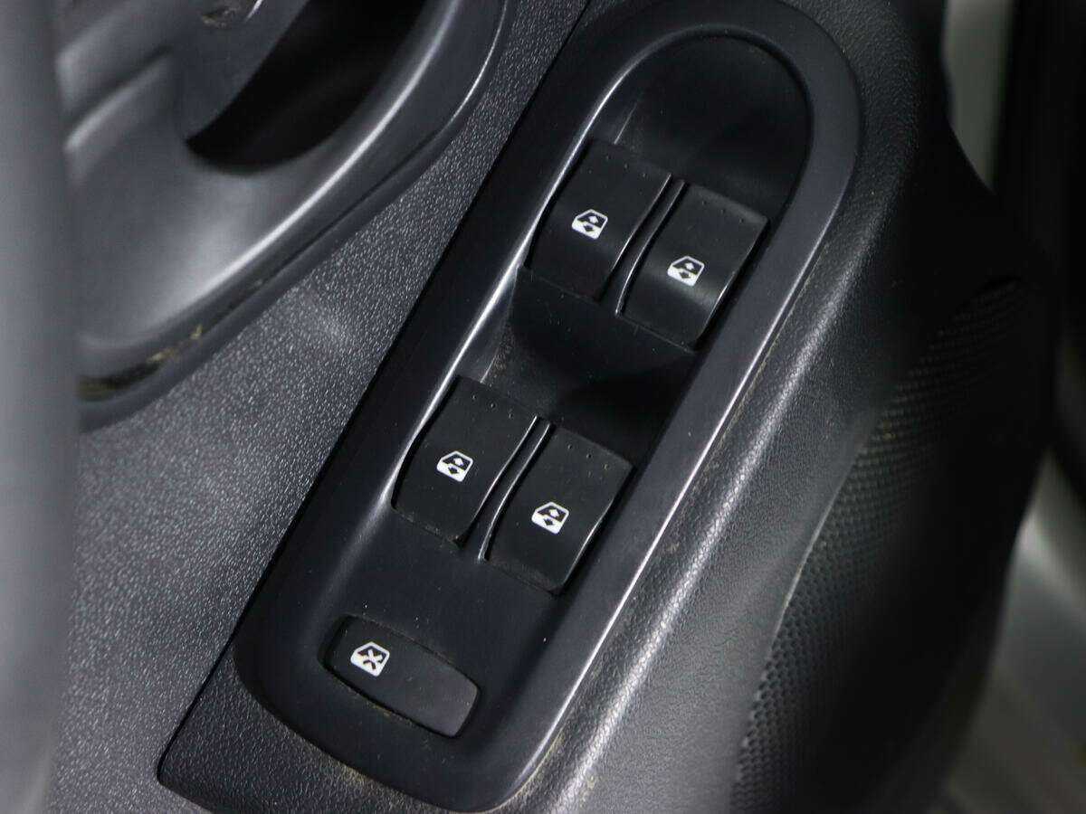 Renault Duster б/у, 2012, Автоматическая. Фото: #14