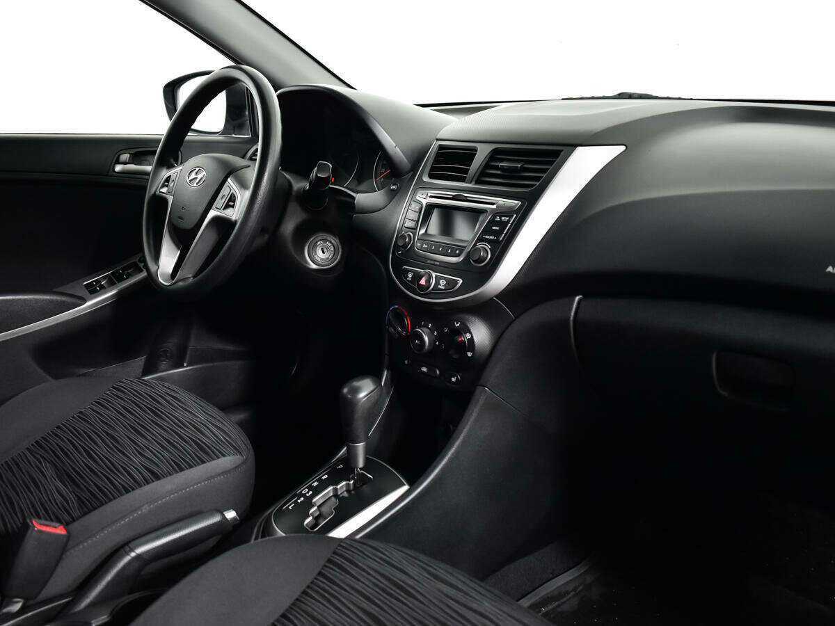 Hyundai Solaris б/у, 2014, Автоматическая. Фото: #8