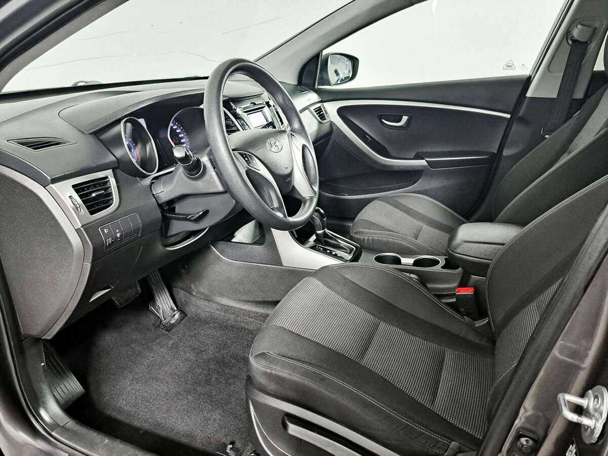 Hyundai i30 б/у, 2016, Автоматическая. Фото: #11