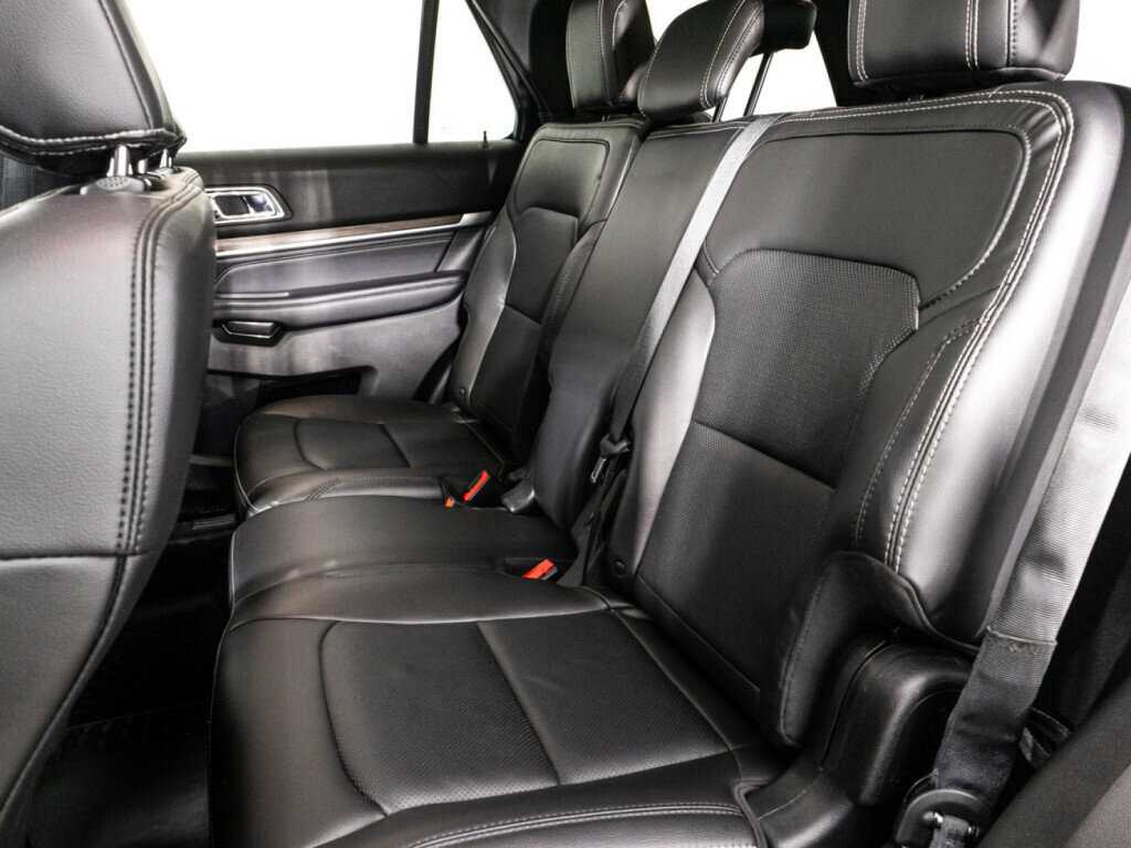 Ford Explorer б/у, 2018, Автоматическая. Фото: #9