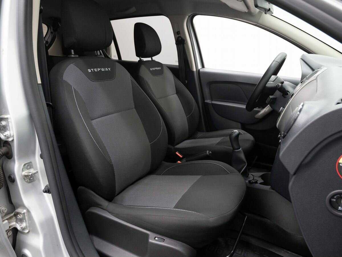 Renault Sandero б/у, 2020, Механическая. Фото: #11
