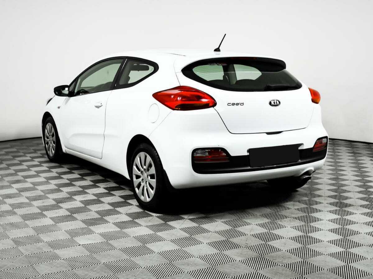 Kia Ceed б/у, 2013, Автоматическая. Фото: #6
