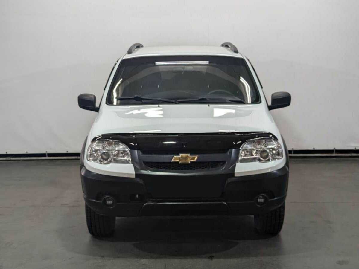 Chevrolet Niva б/у, 2018, Механическая. Фото: #1