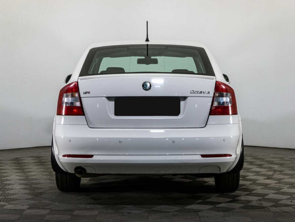 Skoda Octavia б/у, 2013, Механическая. Фото: #4