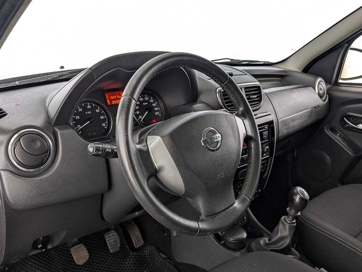 Nissan Terrano б/у, 2015, Механическая. Фото: #12