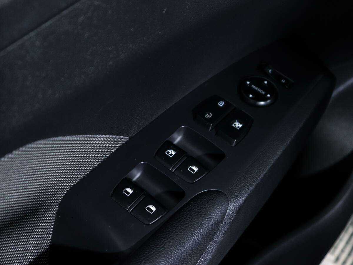 Hyundai Solaris б/у, 2018, Автоматическая. Фото: #13