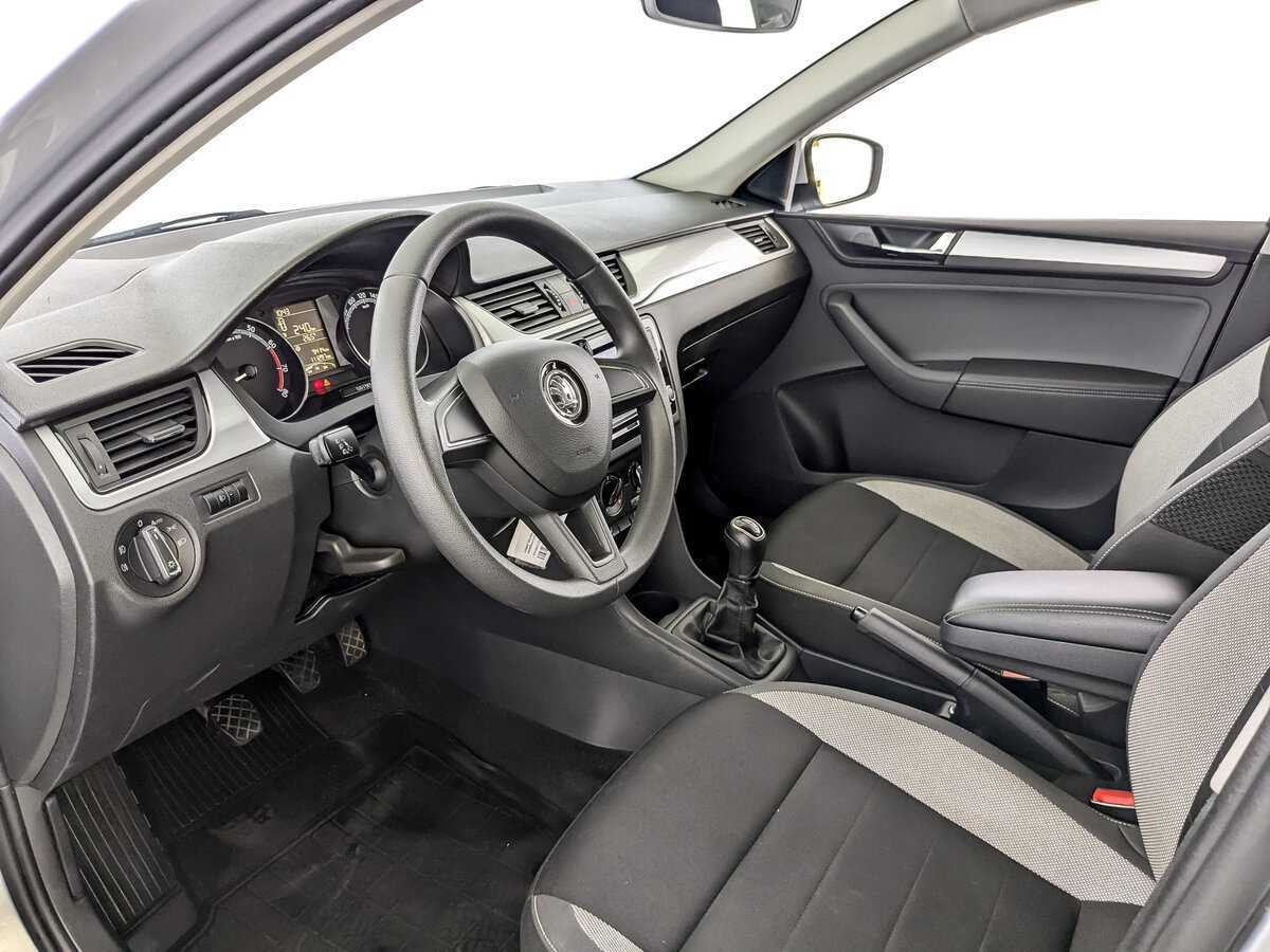 Skoda Rapid б/у, 2018, Механическая. Фото: #13