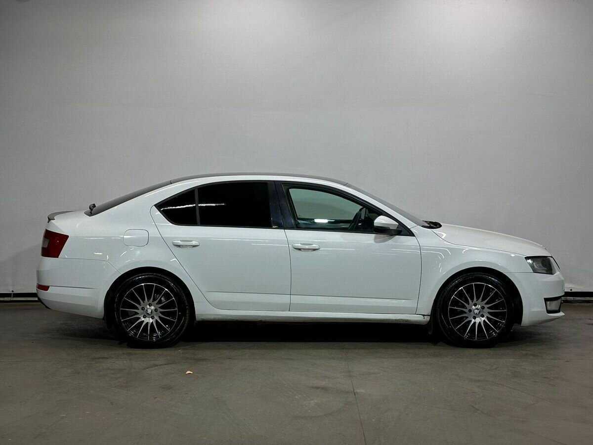 Skoda Octavia б/у, 2013, Механическая. Фото: #3