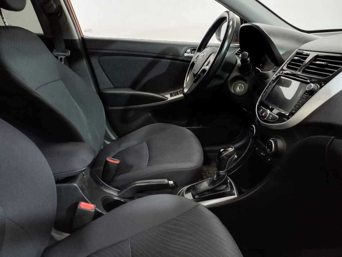 Hyundai Solaris б/у, 2016, Автоматическая. Фото: #9