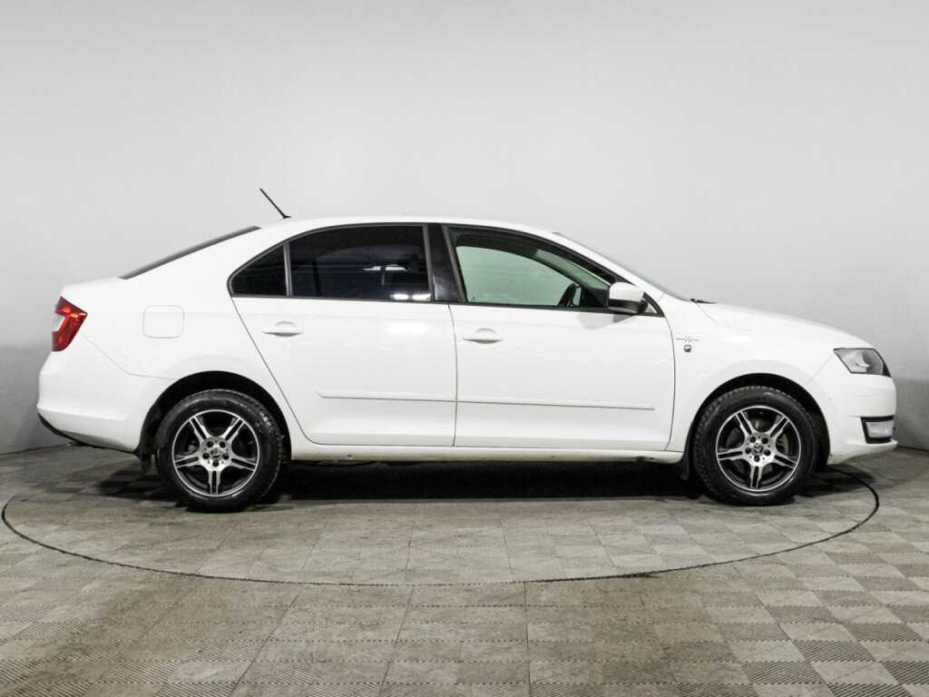 Skoda Rapid б/у, 2016, Автоматическая. Фото: #3
