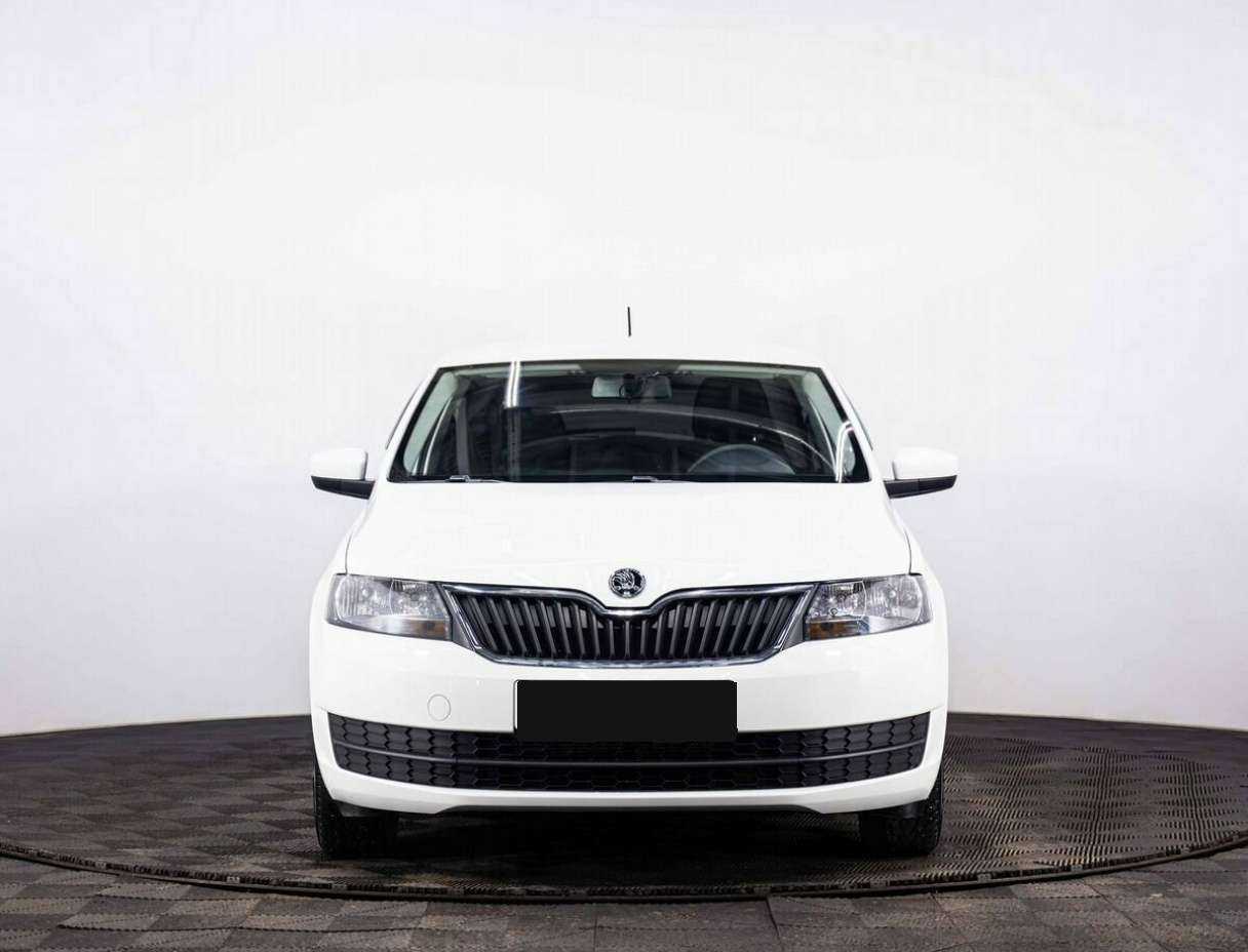 Skoda Rapid б/у, 2017, Автоматическая. Фото: #1
