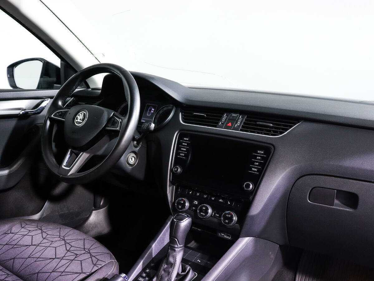 Skoda Octavia б/у, 2020, Автоматическая. Фото: #8