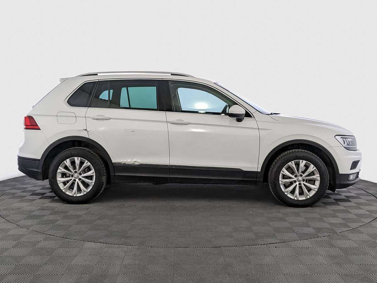 Volkswagen Tiguan б/у, 2018, Роботизированная. Фото: #3