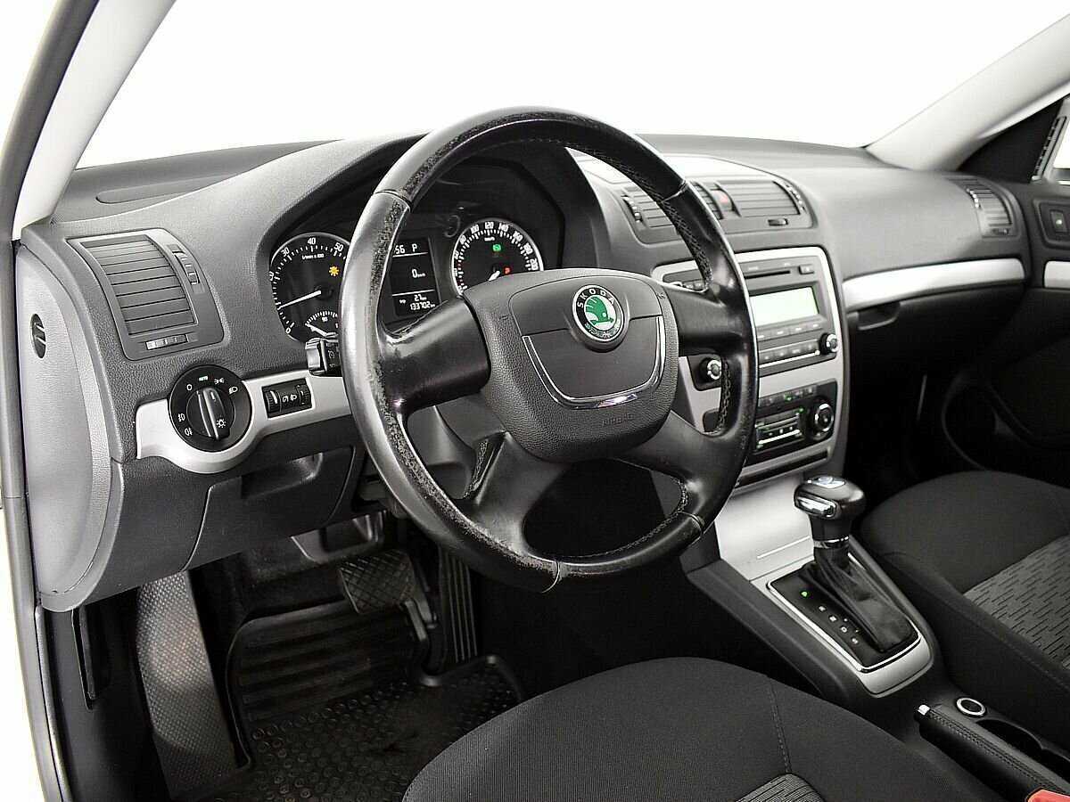 Skoda Octavia б/у, 2012, Автоматическая. Фото: #6