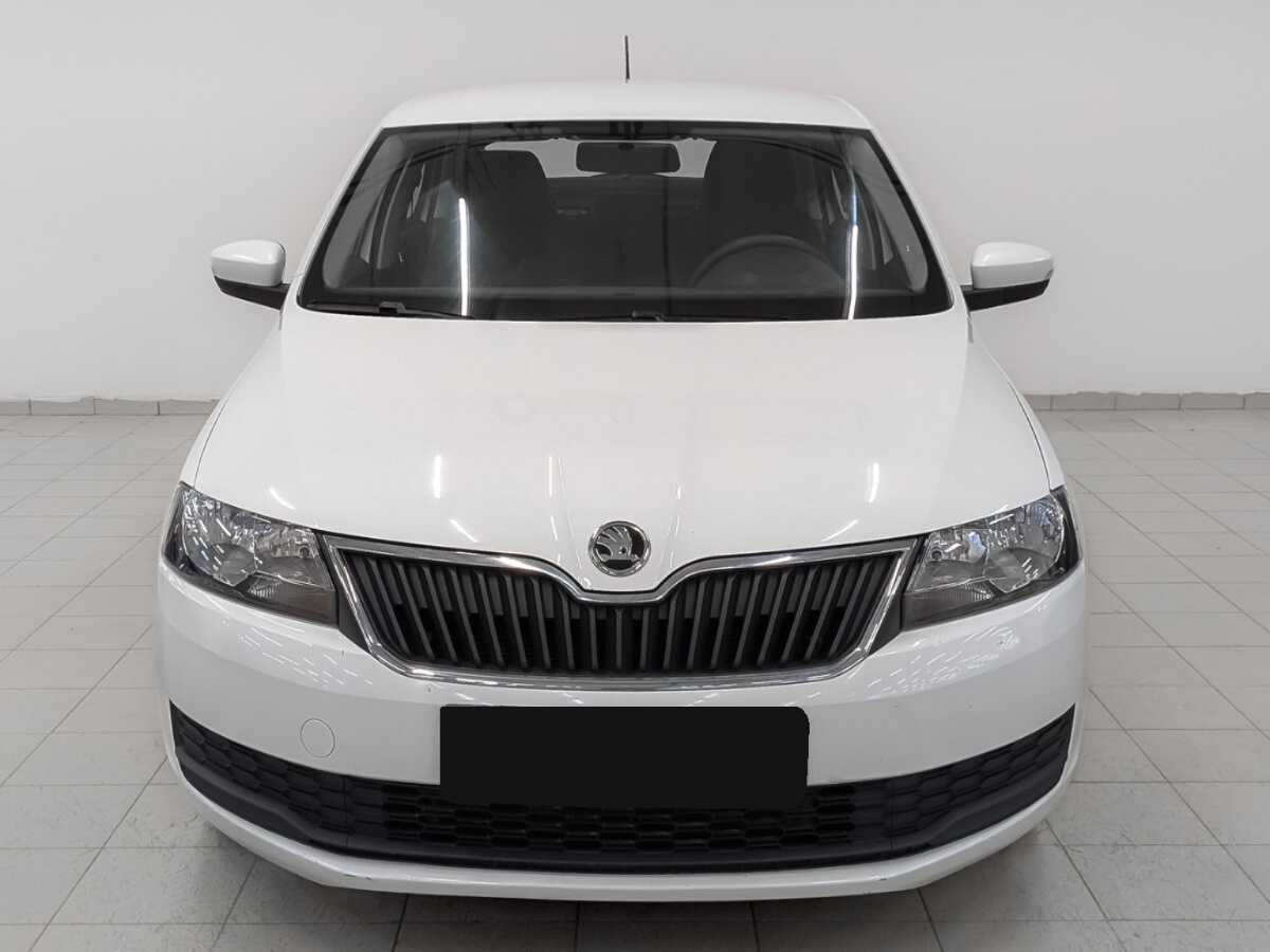 Skoda Rapid б/у, 2017, Механическая. Фото: #1