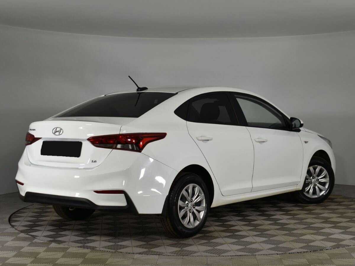 Hyundai Solaris б/у, 2018, Механическая. Фото: #1