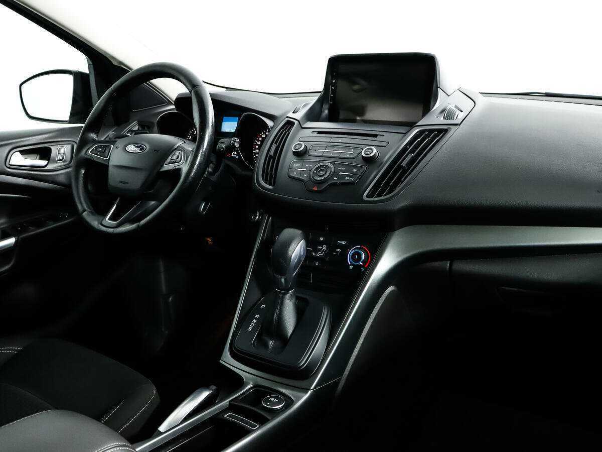 Ford Kuga б/у, 2017, Автоматическая. Фото: #10