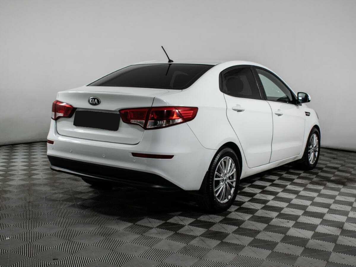 Kia Rio б/у, 2015, Автоматическая. Фото: #3