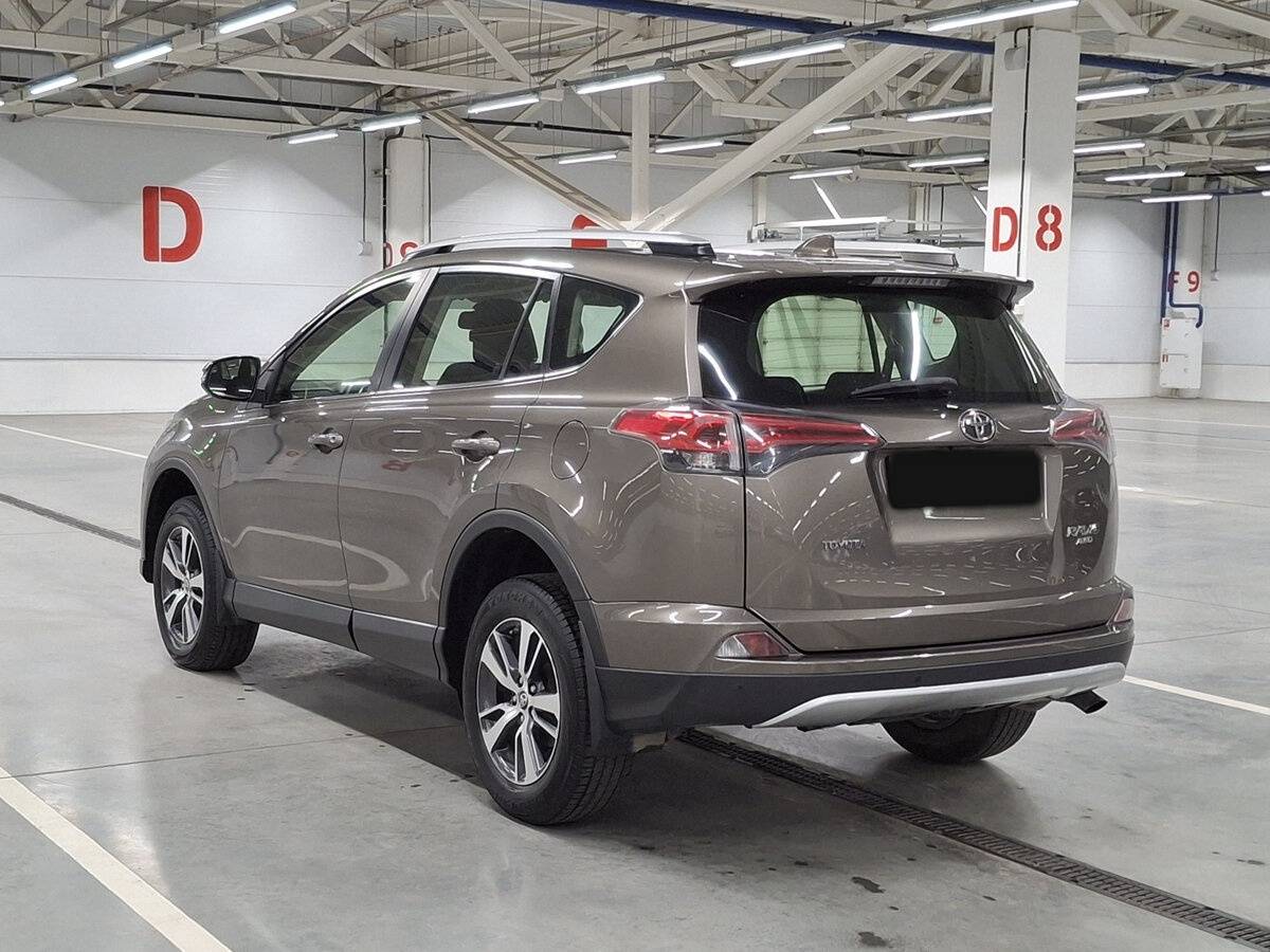 Toyota RAV4 б/у, 2015, Механическая. Фото: #6