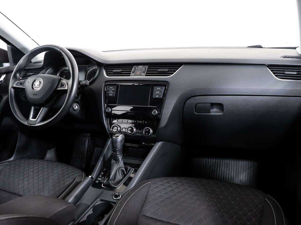 Skoda Octavia б/у, 2017, Автоматическая. Фото: #6