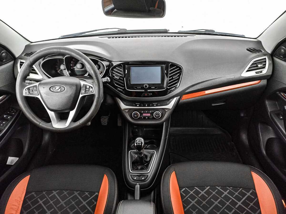 Lada (ВАЗ) Vesta б/у, 2017, Механическая. Фото: #11