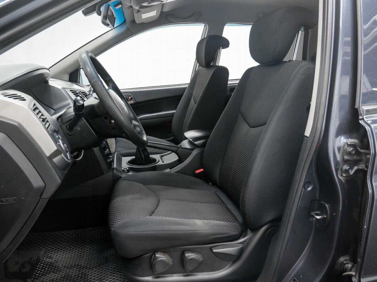 SsangYong Kyron б/у, 2013, Механическая. Фото: #10