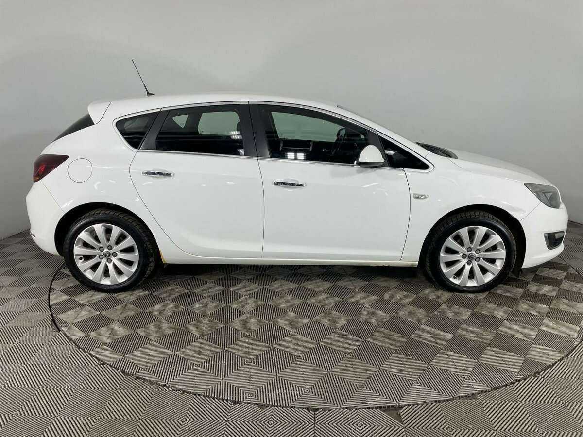 Opel Astra б/у, 2013, Автоматическая. Фото: #3