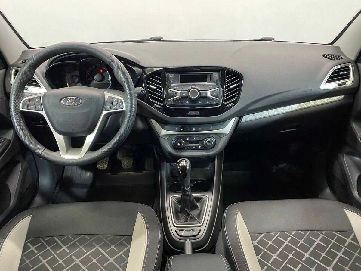 Lada (ВАЗ) Vesta б/у, 2020, Механическая. Фото: #8