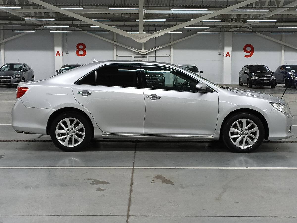 Toyota Camry б/у, 2014, Автоматическая. Фото: #3