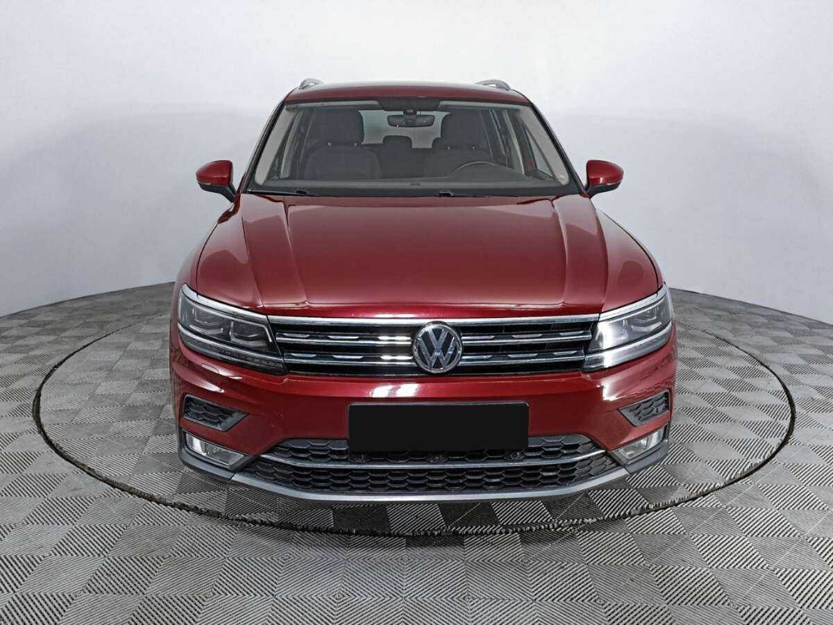 Volkswagen Tiguan б/у, 2017, Роботизированная. Фото: #1
