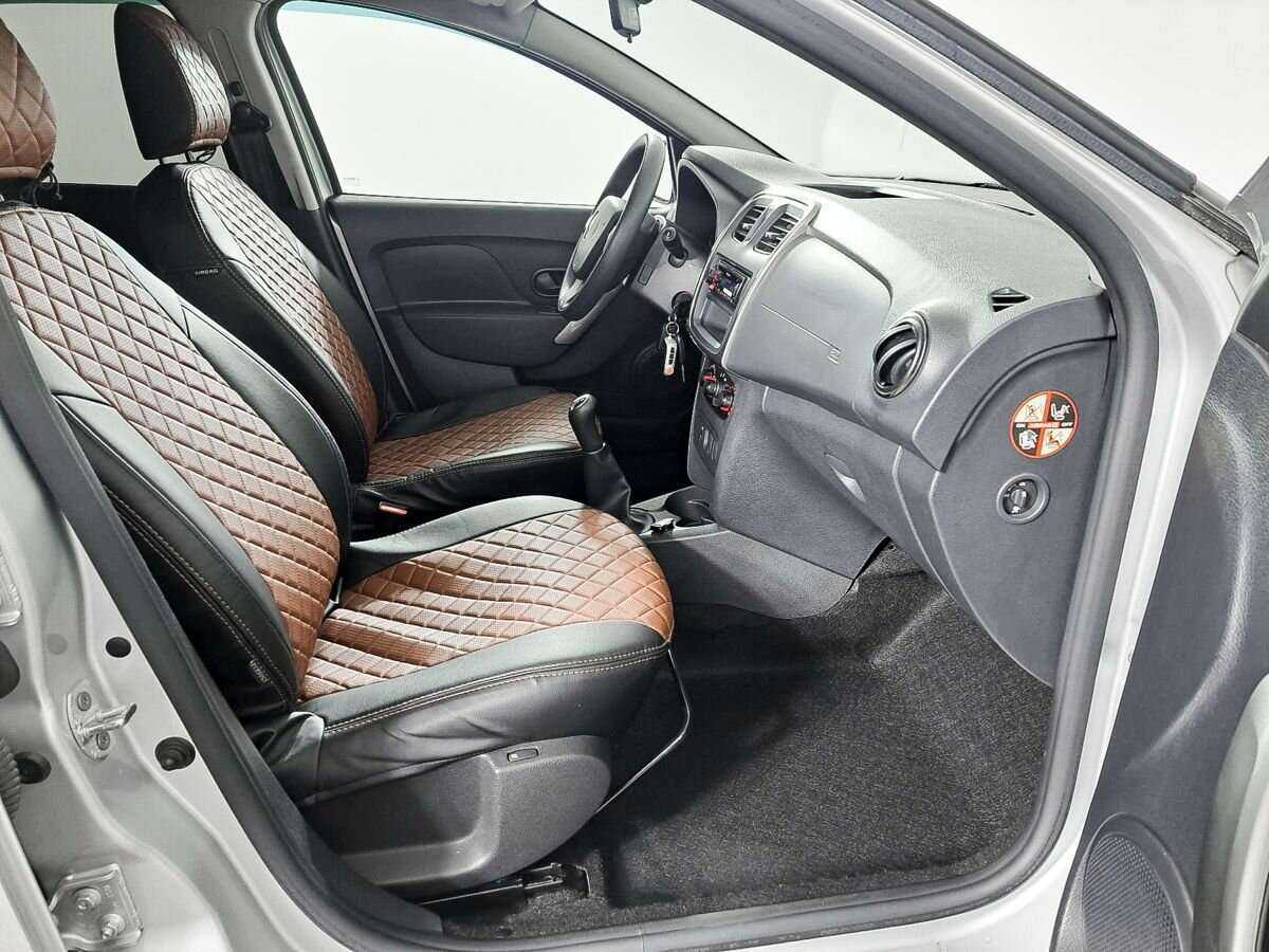 Renault Sandero б/у, 2018, Механическая. Фото: #8