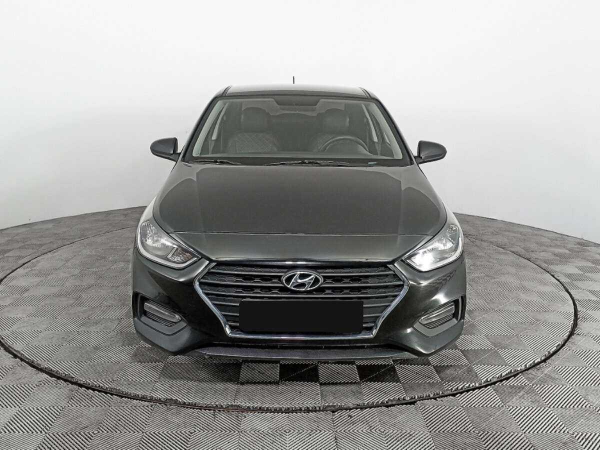 Hyundai Solaris б/у, 2018, Механическая. Фото: #1