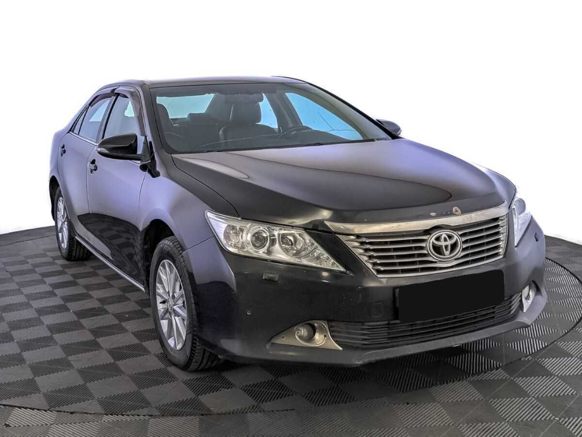 Toyota Camry б/у, 2014, Автоматическая. Фото: #2