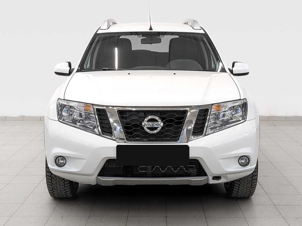 Nissan Terrano б/у, 2019, Автоматическая. Фото: #1