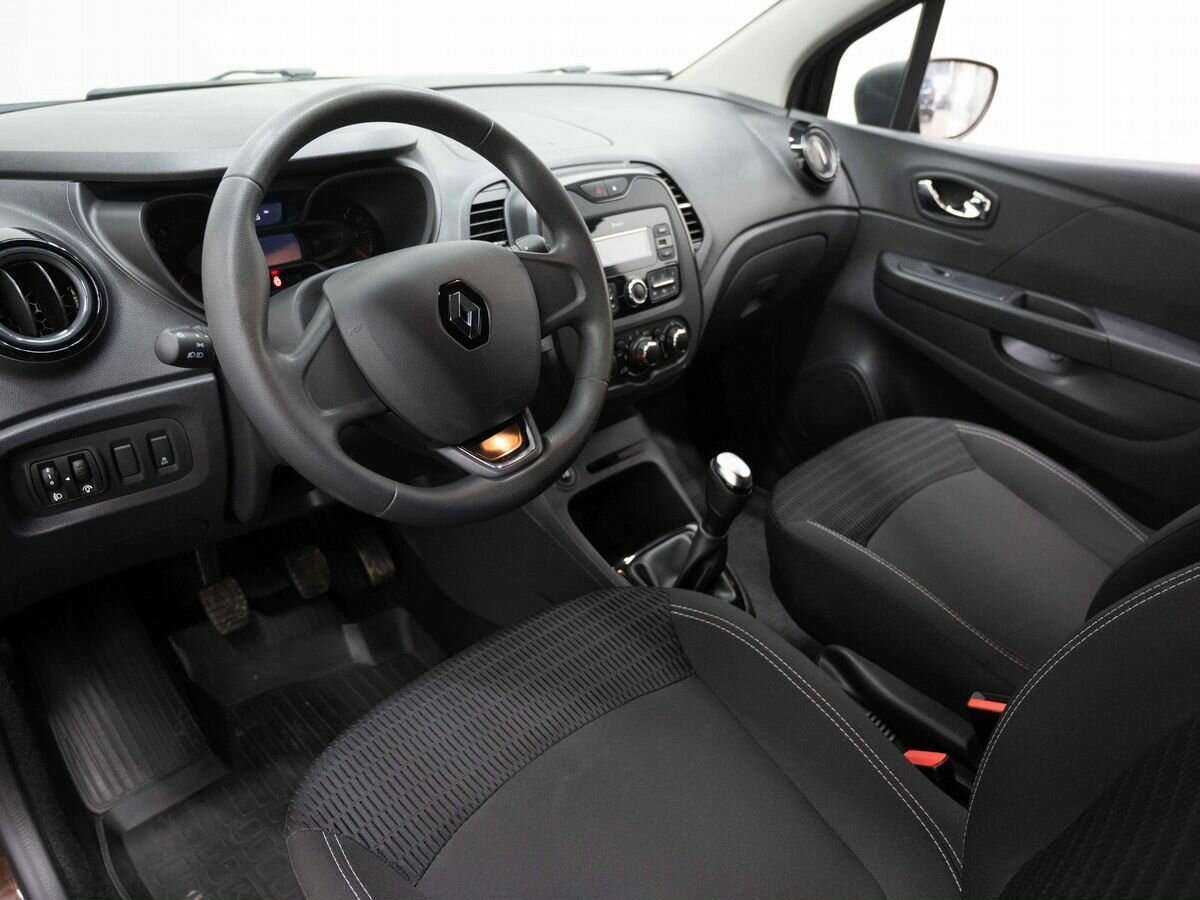 Renault Kaptur б/у, 2020, Механическая. Фото: #6