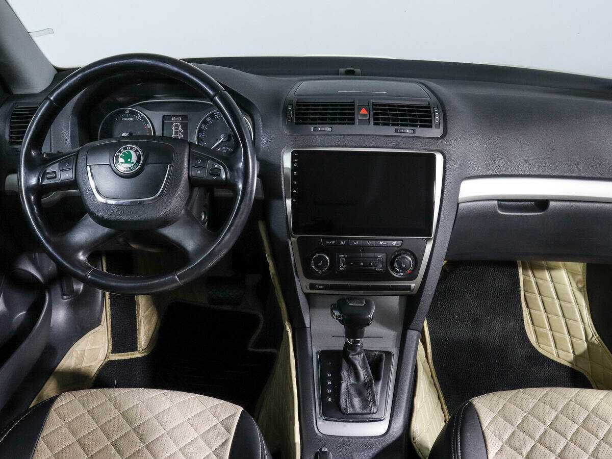 Skoda Octavia б/у, 2012, Автоматическая. Фото: #11