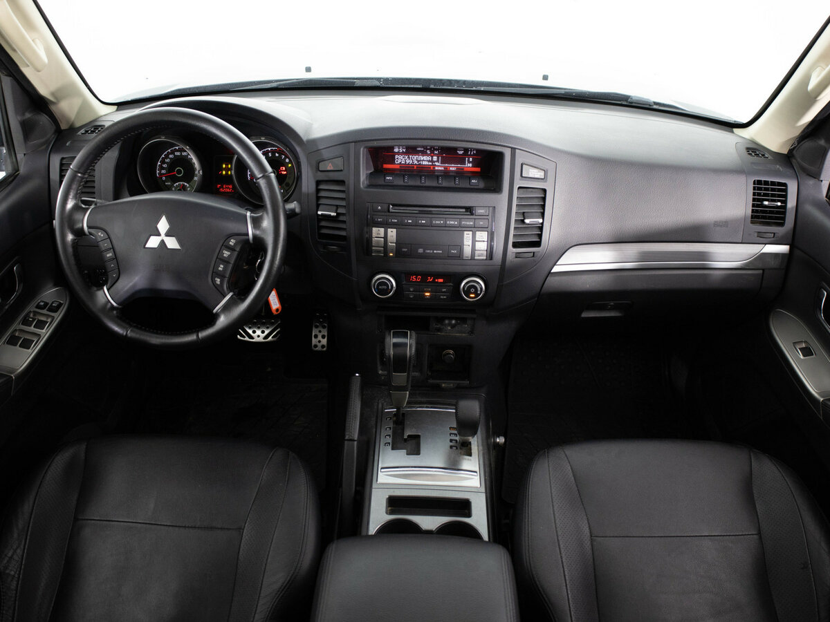 Mitsubishi Pajero б/у, 2013, Автоматическая. Фото: #6