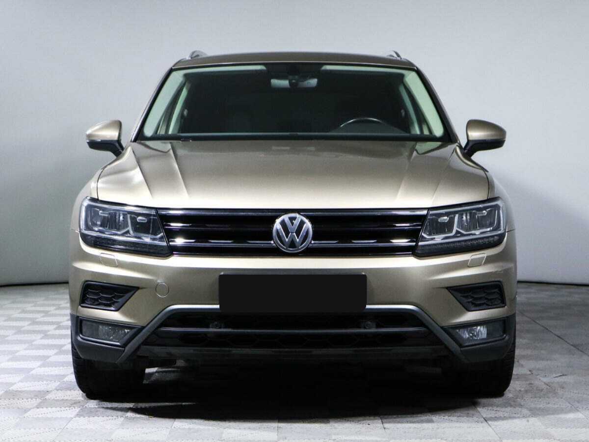 Volkswagen Tiguan б/у, 2017, Роботизированная. Фото: #1