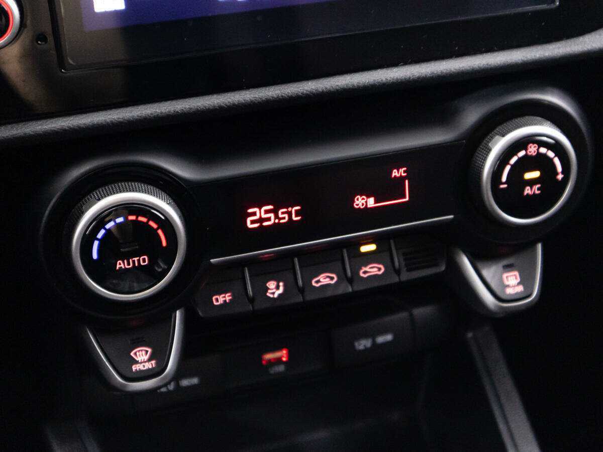 Kia Rio б/у, 2021, Автоматическая. Фото: #18
