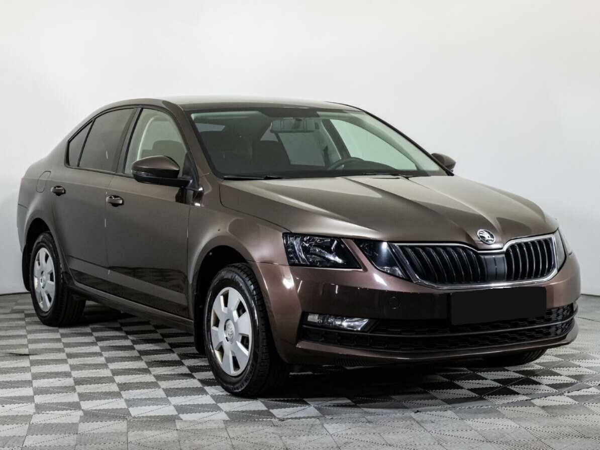Skoda Octavia б/у, 2020, Механическая. Фото: #2