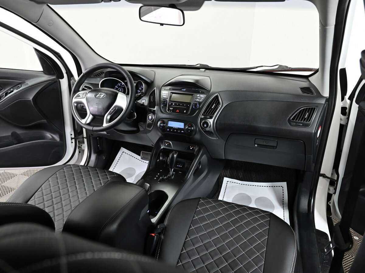 Hyundai ix35 б/у, 2014, Автоматическая. Фото: #4