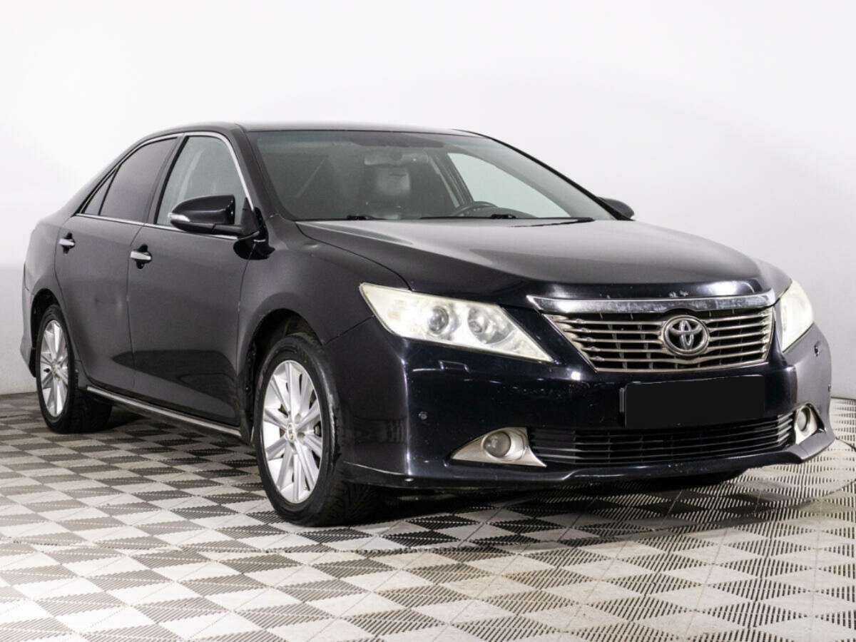 Toyota Camry б/у, 2012, Автоматическая. Фото: #2